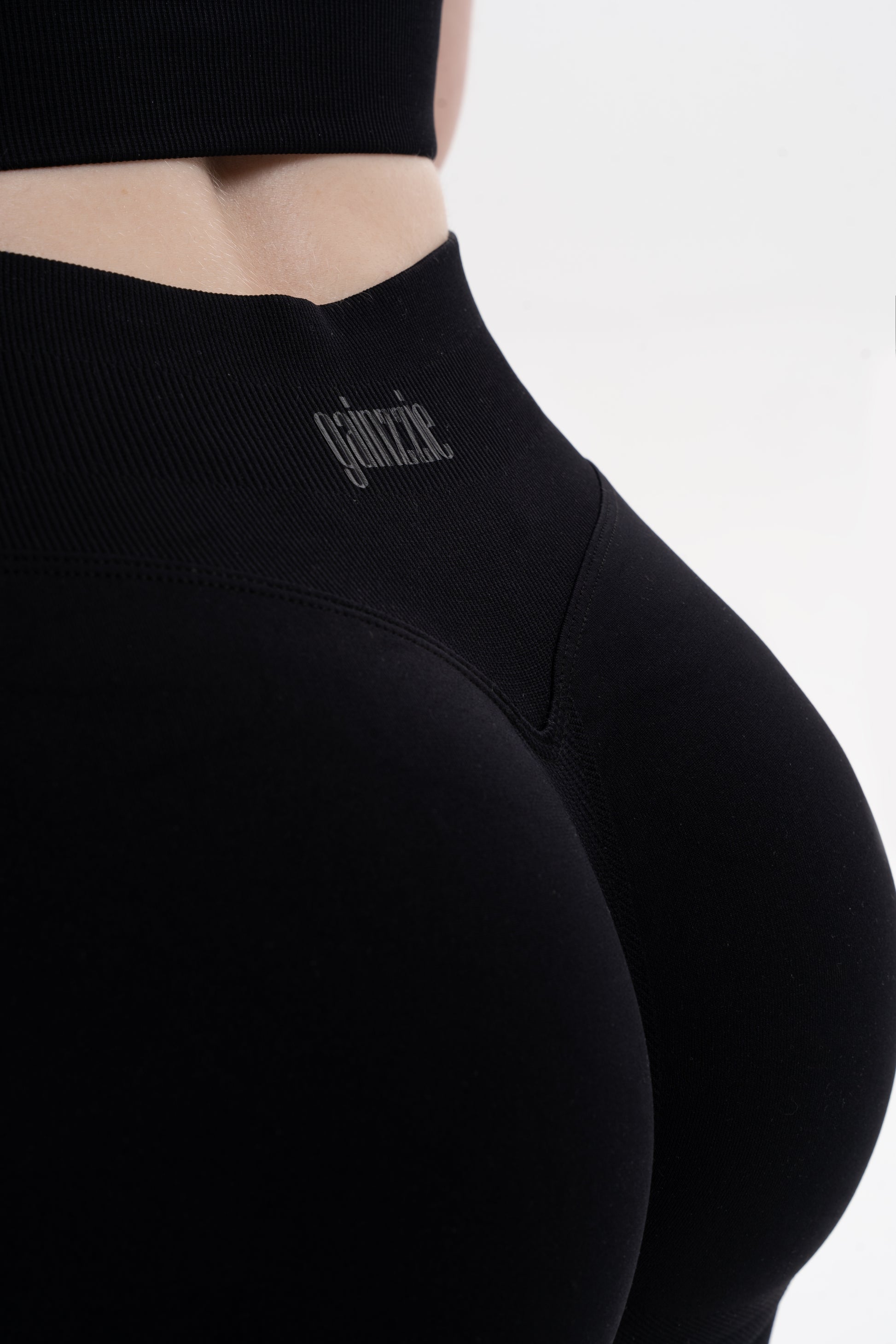 Nera - Mid-rise Shaping Leggings